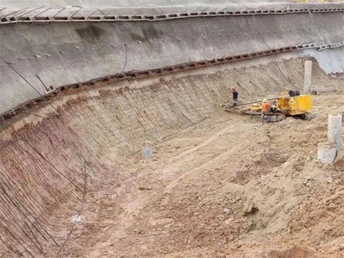 江永基坑边坡加固